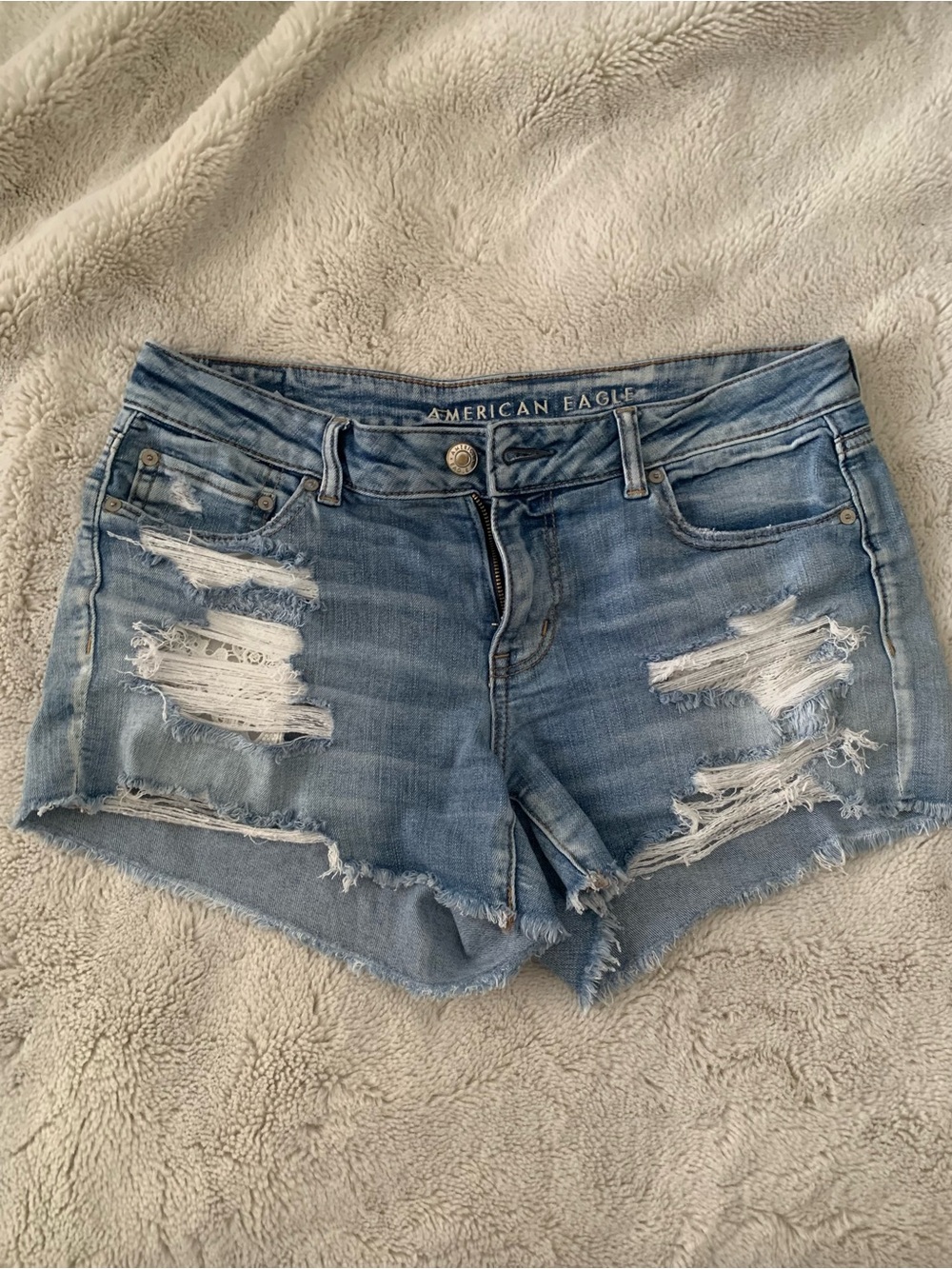 American Eagle Ripped Jean Shorts Sz 10